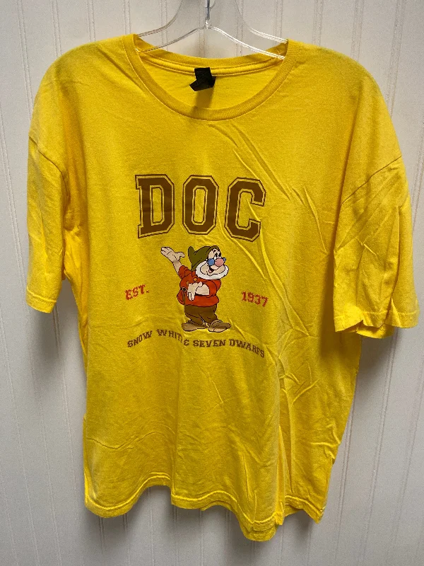 Top Short Sleeve By Disney Store In Yellow, Size: Xl Hip Men's Urban