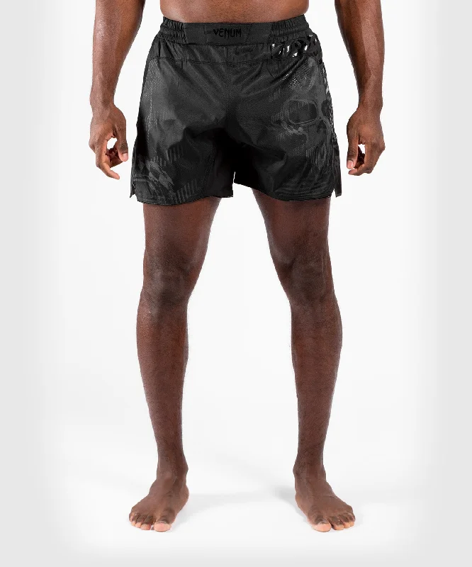 Venum Skull Fightshorts - Black/Black Relaxed Men's Beach