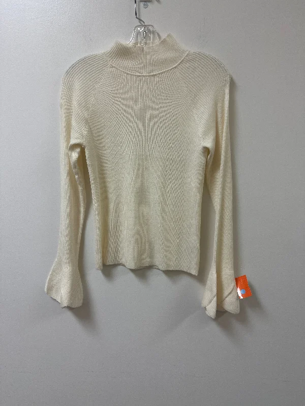 Top Long Sleeve By Clothes Mentor In Cream, Size: M Earthy Men's Sustainable 