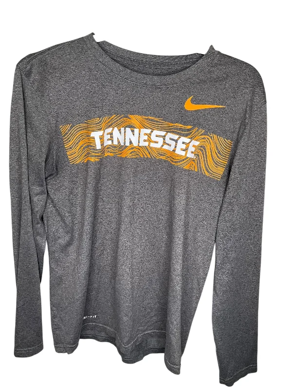 Athletic Top Long Sleeve Crewneck By Nike Apparel In Grey, Size: S Monochromatic All