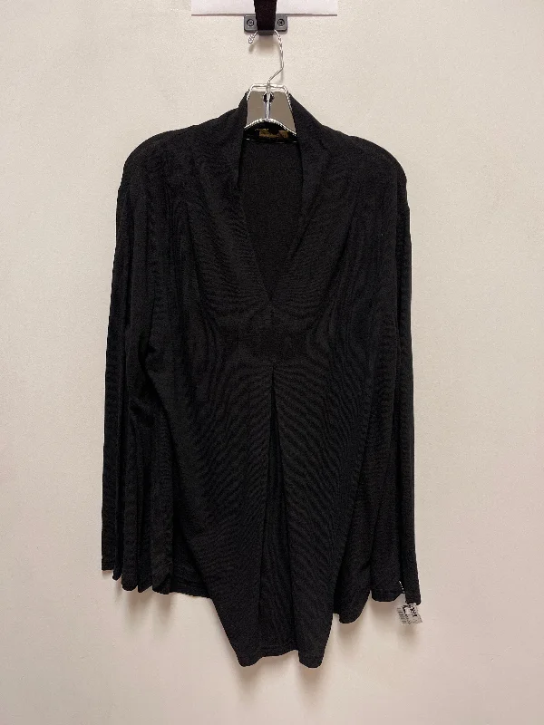 Top Long Sleeve By Suzanne Betro In Black, Size: 2x Adventure