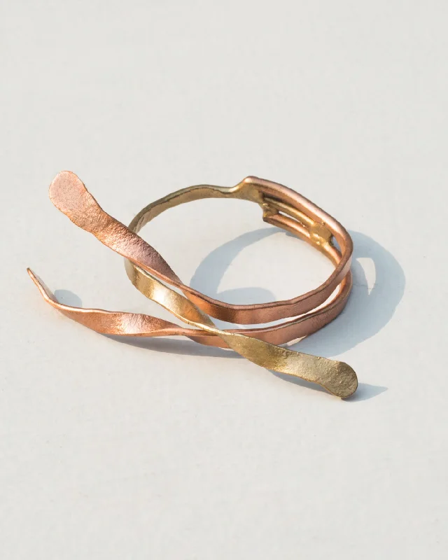 Copper & Brass Napkin Rings (Set of 4) Refined Men's Hand