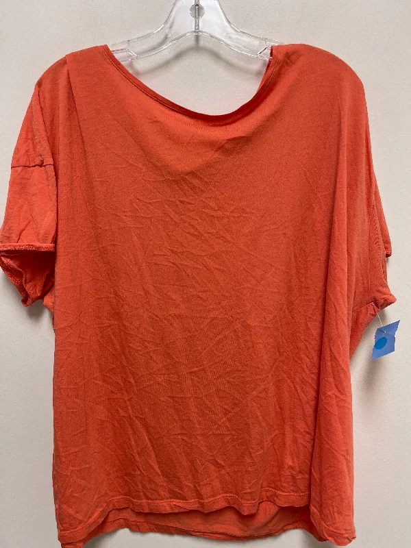 Top Short Sleeve Basic By Terra & Sky In Orange, Size: 1x Laid