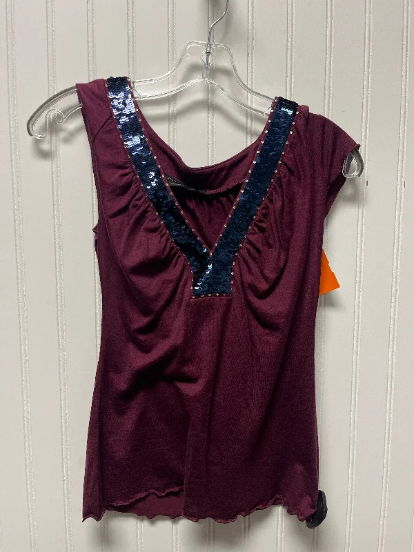 Top Short Sleeve By Bcbgmaxazria In Maroon, Size: S Sporty Men's Athleisure 