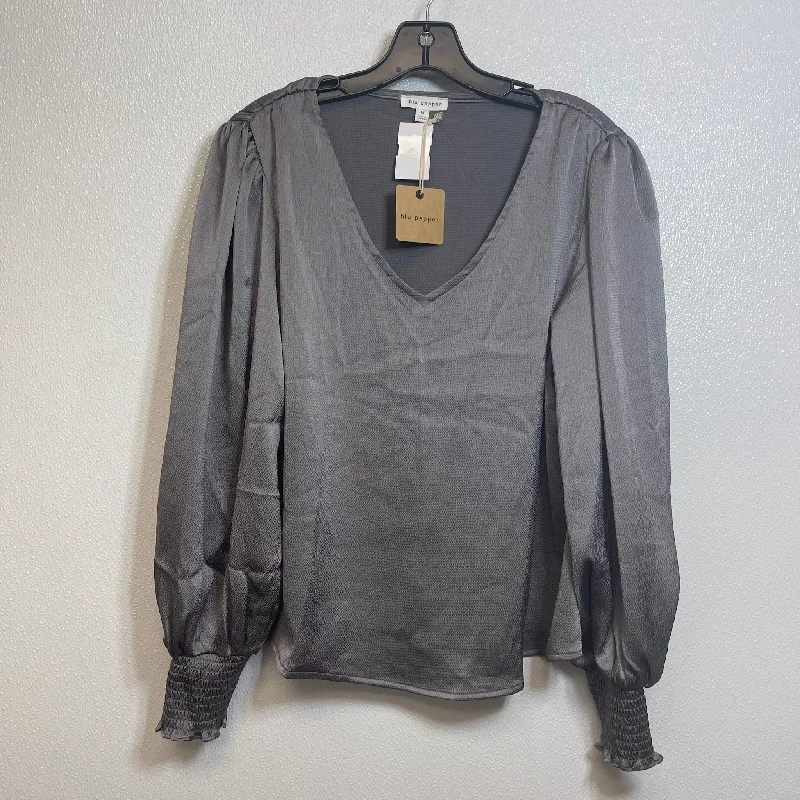 Top Long Sleeve Basic By Blu Pepper In Grey, Size: M Gym