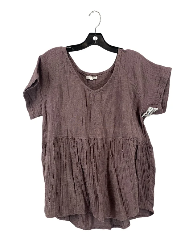 Top Short Sleeve By Maurices In Brown, Size: L Gym