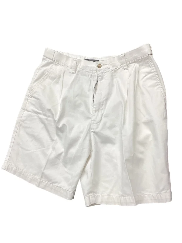 White Shorts Croft And Barrow, Size 36 Classic Men's Pin