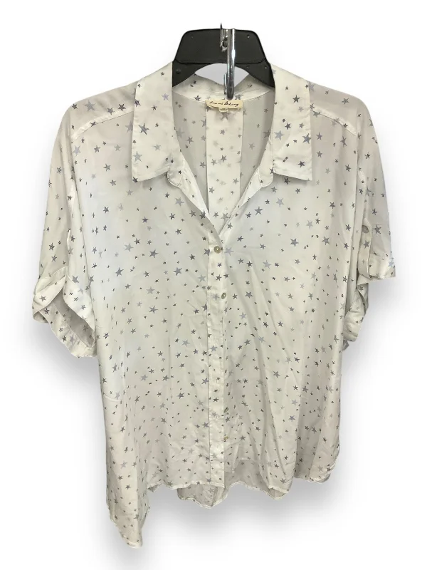 Top Short Sleeve By Jane And Delancey In White, Size: 2x Refined Men's Classic 