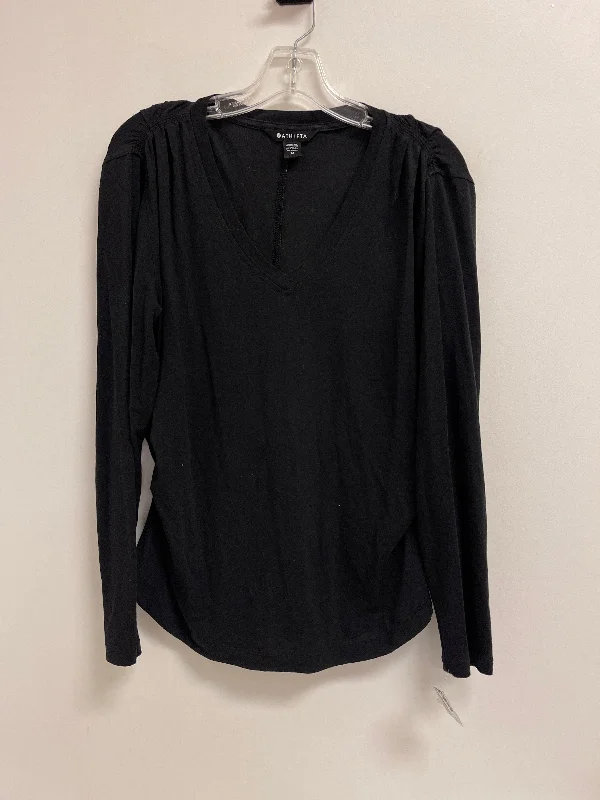 Athletic Top Long Sleeve Crewneck By Athleta In Black, Size: M Artistic Men's Avant