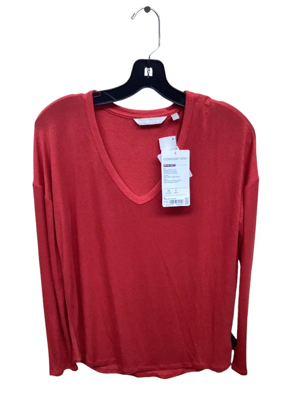 Athletic Top Long Sleeve Crewneck By Athleta In Red, Size: S Adventure